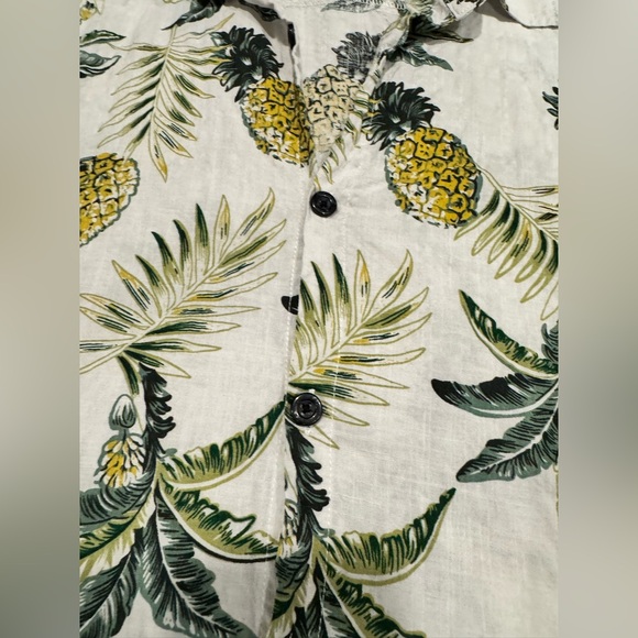 Jogal• Men's Pineapple Tropical Print Casual Button Up Shirt Short Sleeve - Picture 6 of 7